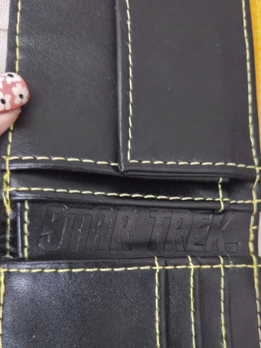 Star Trek Commend Logo Yellow Bifold Wallet